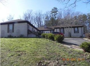 1040 Peters Rd, Soddy Daisy, TN 37379