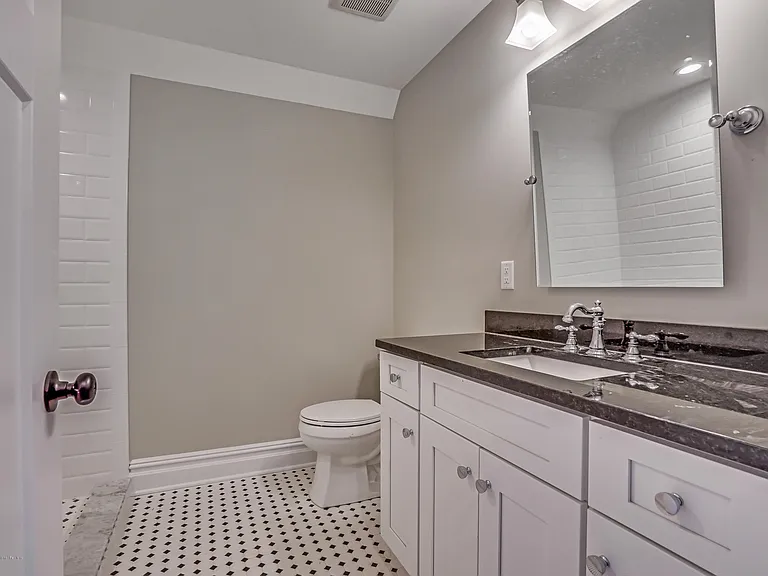 1260 Ocean Ave #B — Photo 39