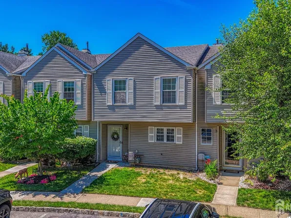734 Darlington Dr, Old Bridge, NJ 08857