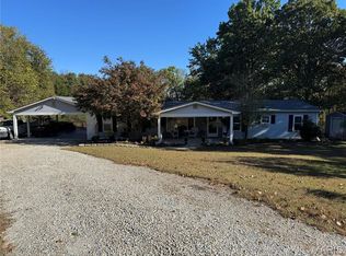 1818 Hunter Rd, Festus, MO 63028