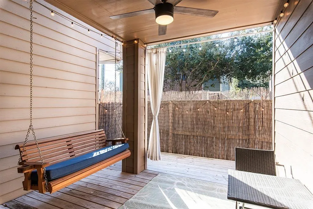 3 bed, 3.5 bath, 1835 sqft, $2,900 — Photo 1