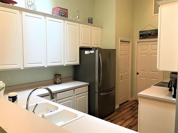 4th image of 5330 Tay Ct #0