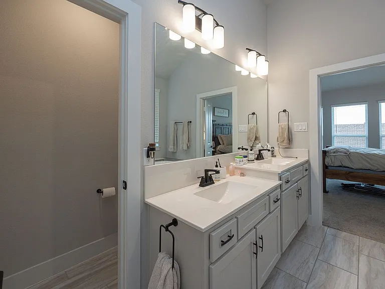 5928 Mustang Creek Ln — Photo 14