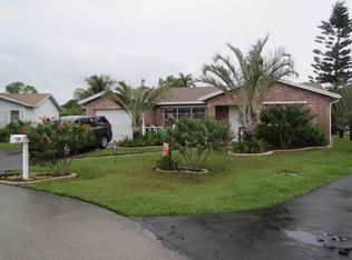7225 Pine Bluff Dr, Lake Worth, FL 33467