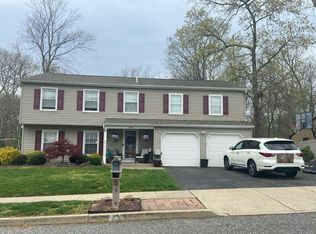12 Concord Cir, Howell, NJ 07731