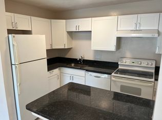 8 Lafayette Park APT 5, Lynn, MA 01902