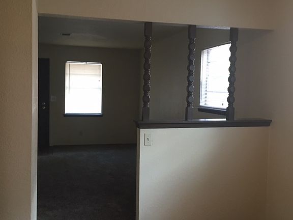 5th image of 3545 S Lynn St #3545