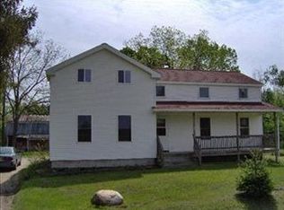 22703 County Road 215, Grand Junction, MI 49056