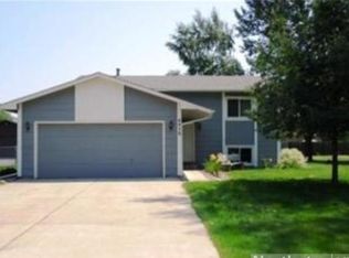6928 Ivy Ct, Centerville, MN 55038