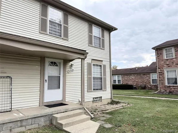 8936 Scotia Dr, Sterling Heights, MI 48312