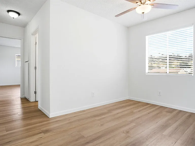 5436 Imperial Ave #3 — Photo 8