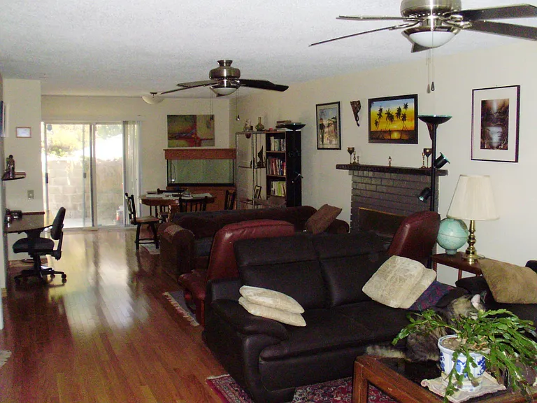 Charles Ct — Photo 3