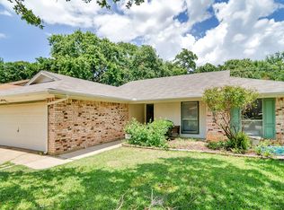 1354 Breckenridge Rd, Mansfield, TX 76063
