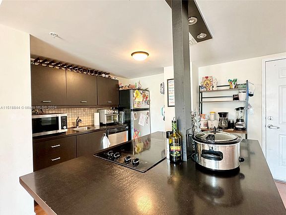 5th image of 3000 Coral Way APT 514