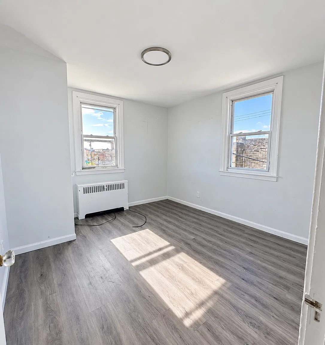 2 bed, 900 sqft, $1,250 — Photo 3