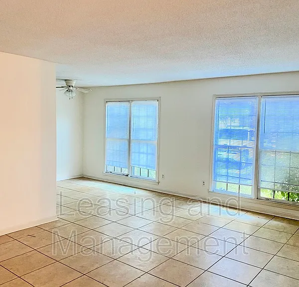 912 Sea Gull Dr #B — Photo 3