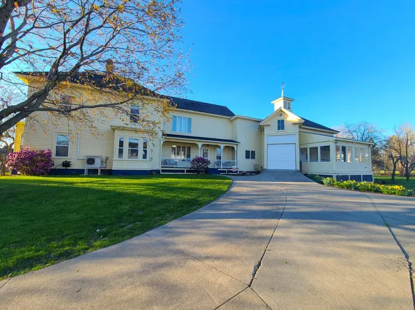 181 Hartland Avenue, Pittsfield, ME 04967