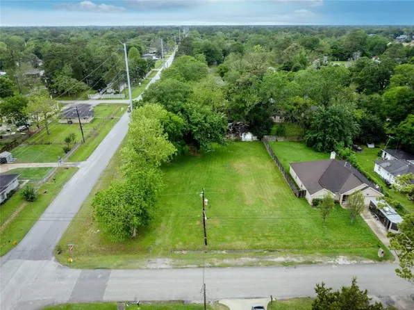 9205 Spaulding St, Houston, TX 77016