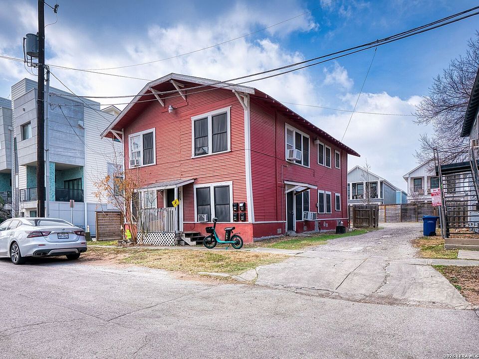 1st image of 215 Paschal St