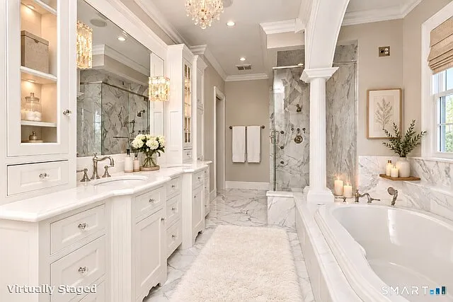 4 bed, 5.5 bath, 7342 sqft, $16,000 — Photo 2