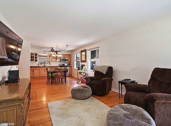 4th image of 9236 Marmora Ave
