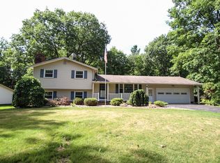 13 Pine Hill Rd, Spencerport, NY 14559