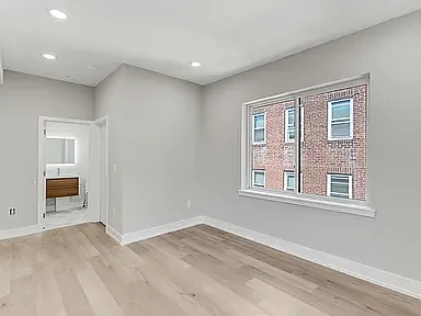 402 E Walnut Ln #12B — Photo 8