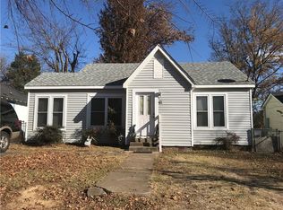 1300 N 39th St, Fort Smith, AR 72904