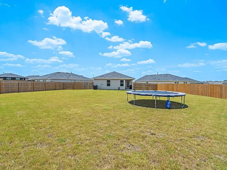 151 Galanthus Ct — Photo 21