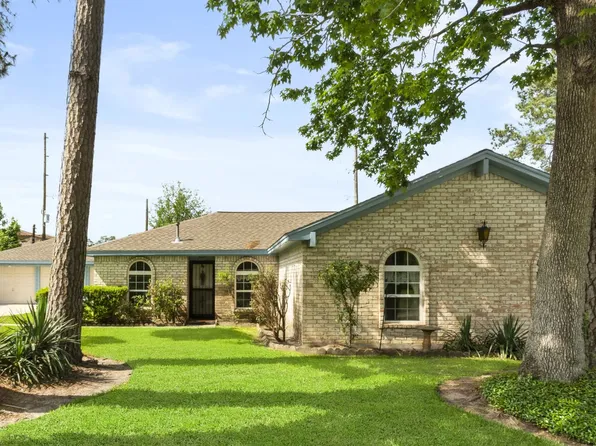 614 Crestwood Dr, Shenandoah, TX 77381