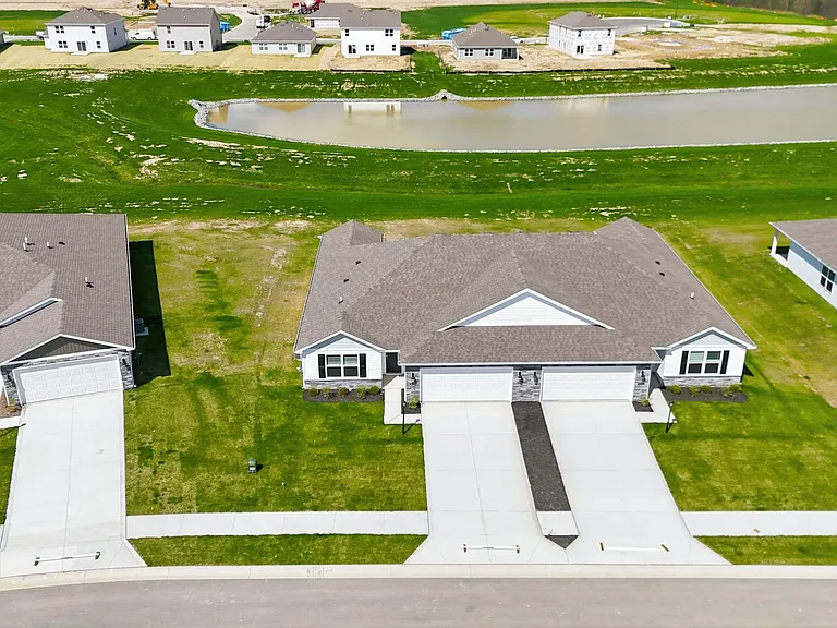 Thunderhawk Villas — Photo 3