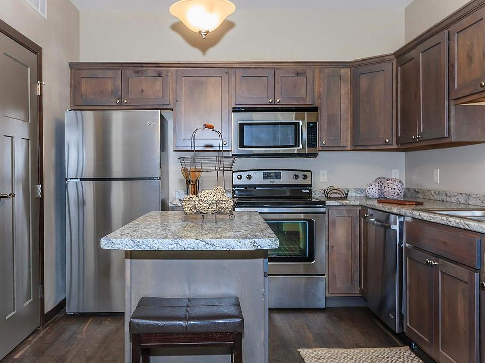 Kitchen - Stainless Steel Appliances