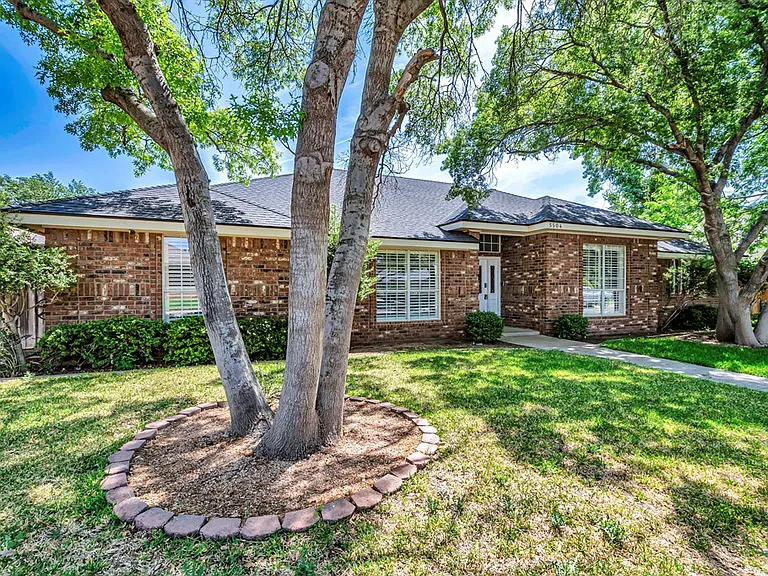 5504 Kingston Dr — Photo 3