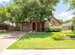 4321 Brompton Ln, Bryan, TX 77802