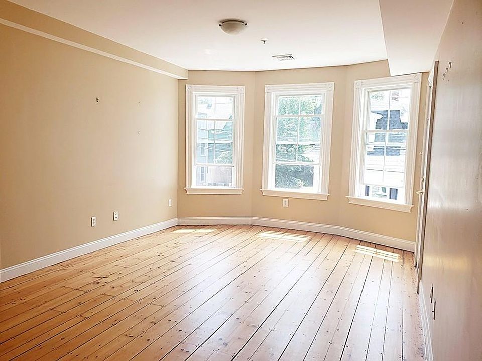 1st image of 66 Essex St #2