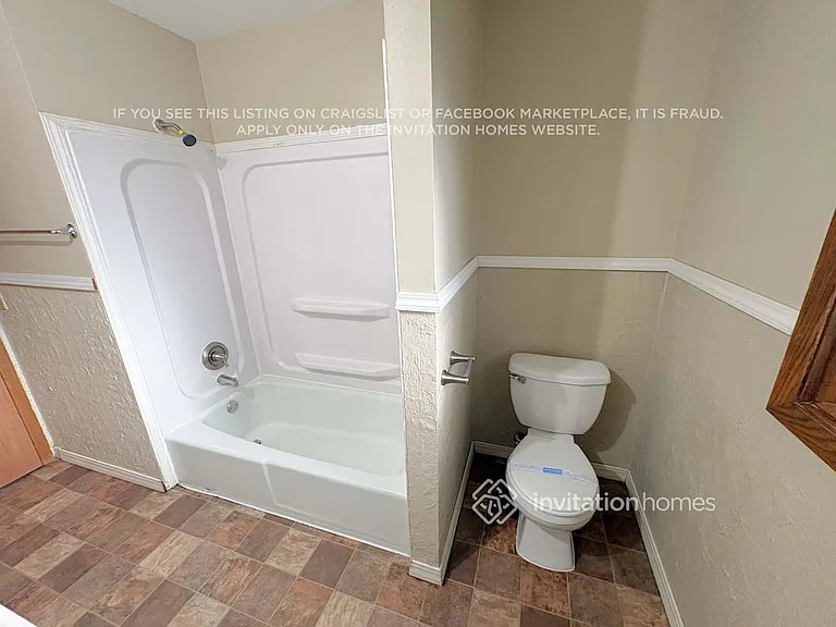 1411 Bidwell St — Photo 12