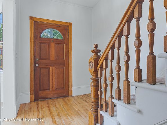4th image of 160 Washington Avenue