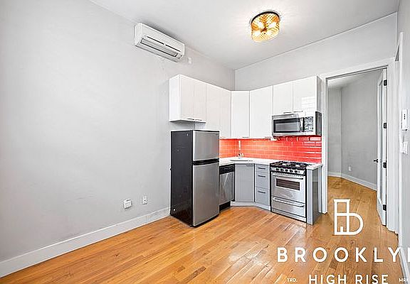 3rd image of 1916 Prospect Pl APT 1R
