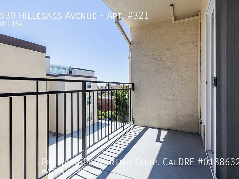Hillegass Terrace — Photo 43