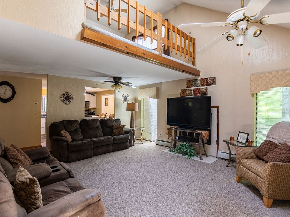 2nd image of 68 Lancaster Farm Rd