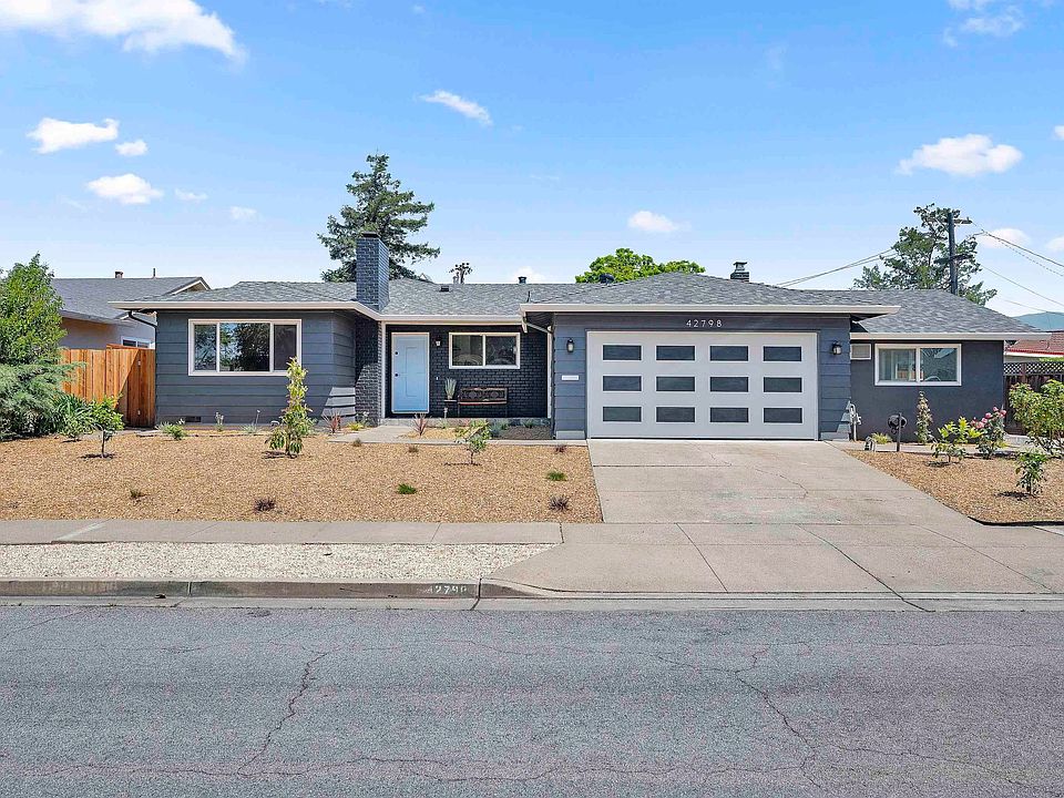 1st image of 42798 Deauville Park Ct