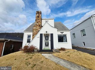 1106 Holland St, Cumberland, MD 21502