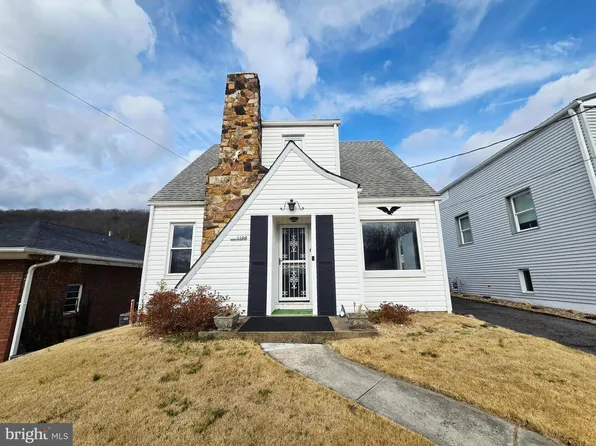 1106 Holland St, Cumberland, MD 21502