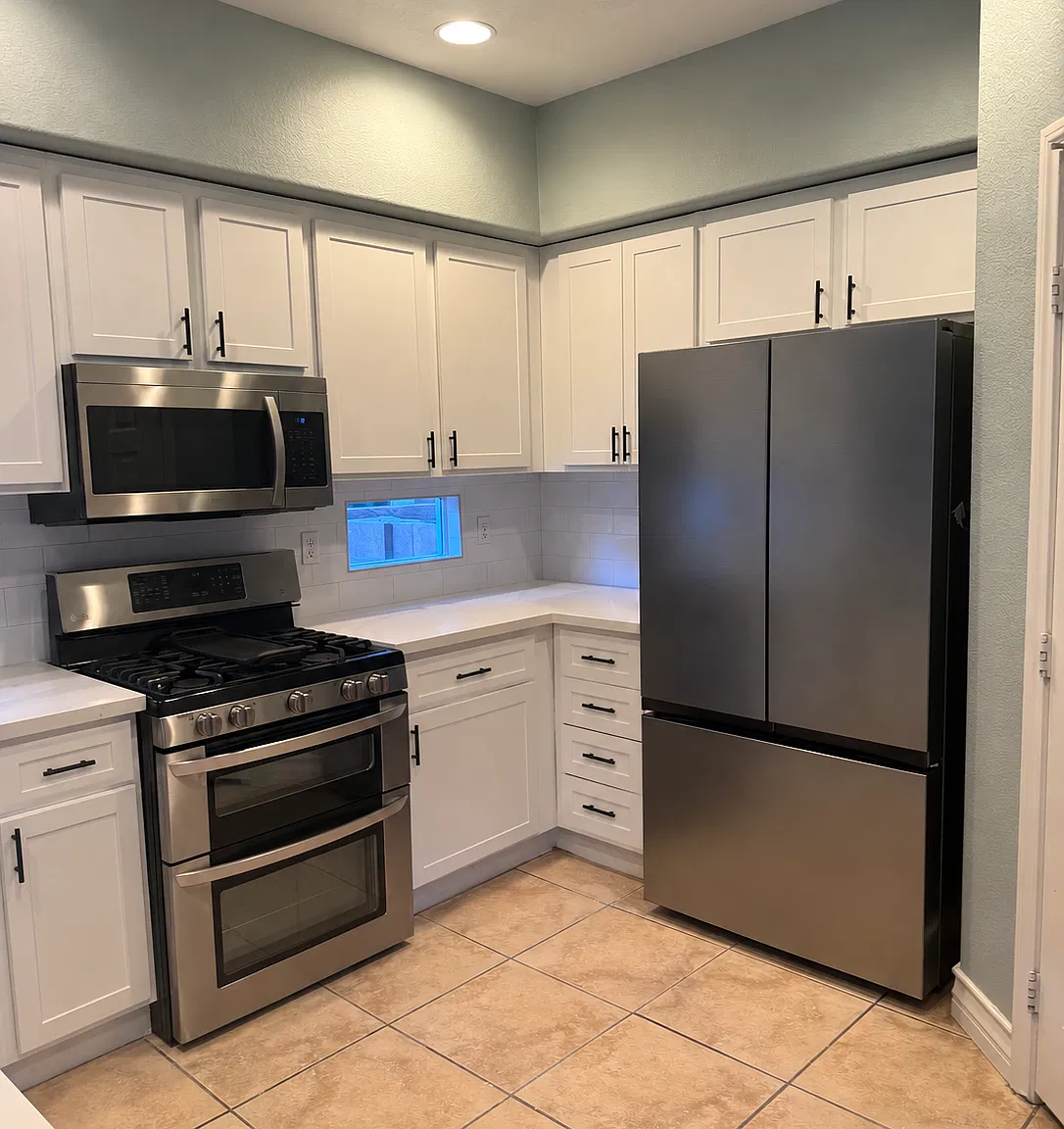 3 bed, 2.5 bath, 1772 sqft, $2,750 — Photo 2