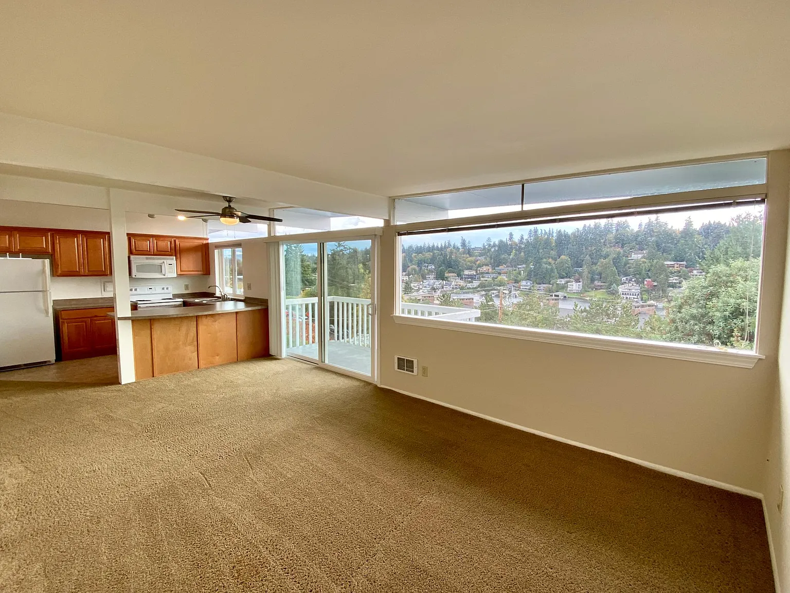 9910 Lake Washington Blvd NE — Photo 1