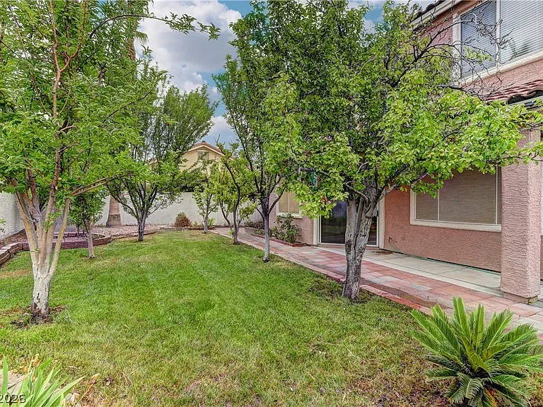 1813 Snow Spring Ln — Photo 34