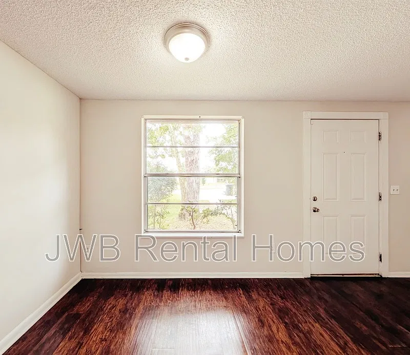 Orange Park — Photo 4