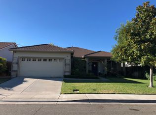 609 Snapdragon Dr, Winters, CA 95694