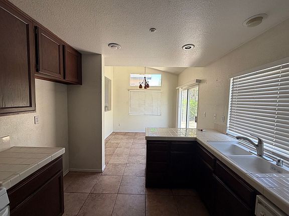 4th image of 7622 Canberra Way