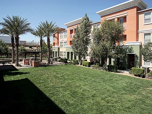 4th image of 1281 Galleria Dr #19